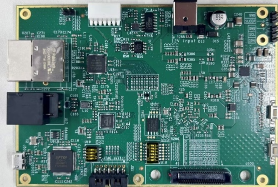 图片蕴含 游戏机, 电子, 电路AI 天生的内容可能不正确。